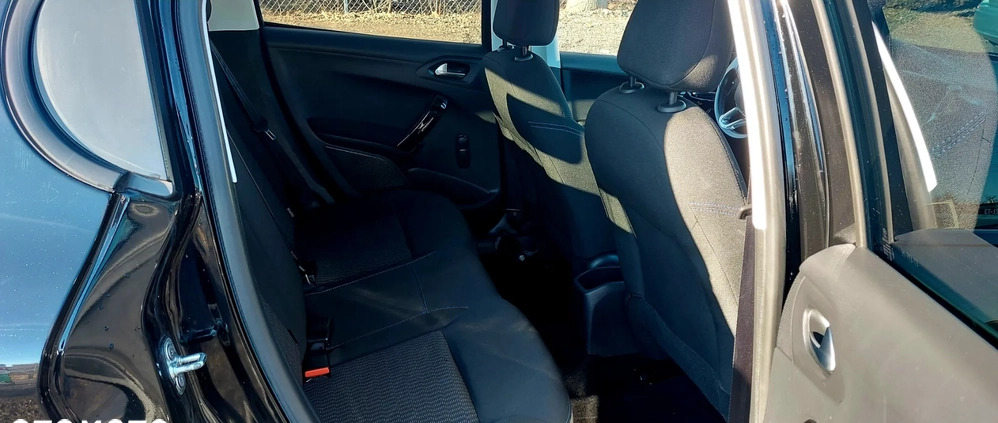 Peugeot 208 cena 34500 przebieg: 79000, rok produkcji 2017 z Mikołajki małe 407